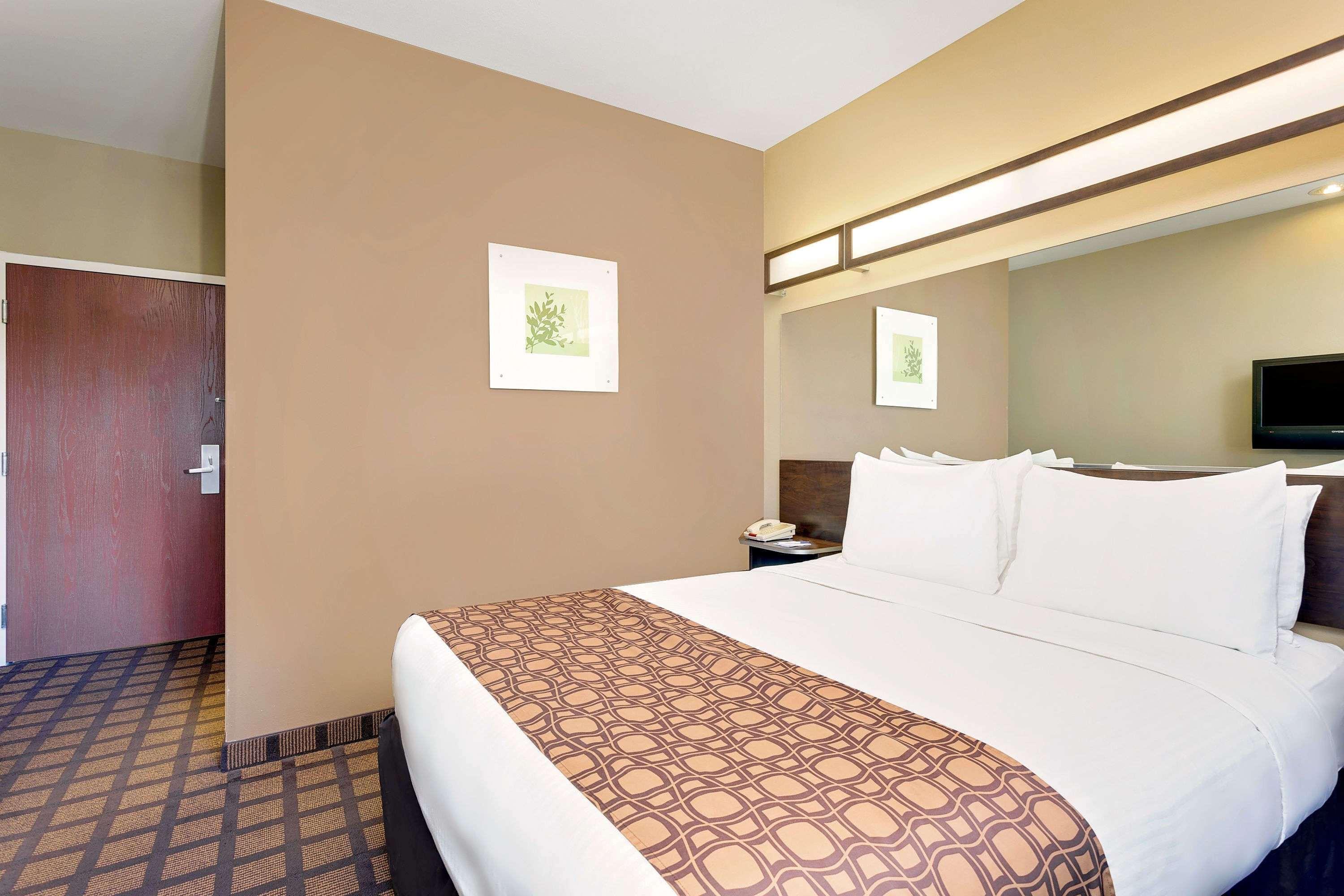 Microtel By Wyndham Perry National Fairground Area I-75 Экстерьер фото