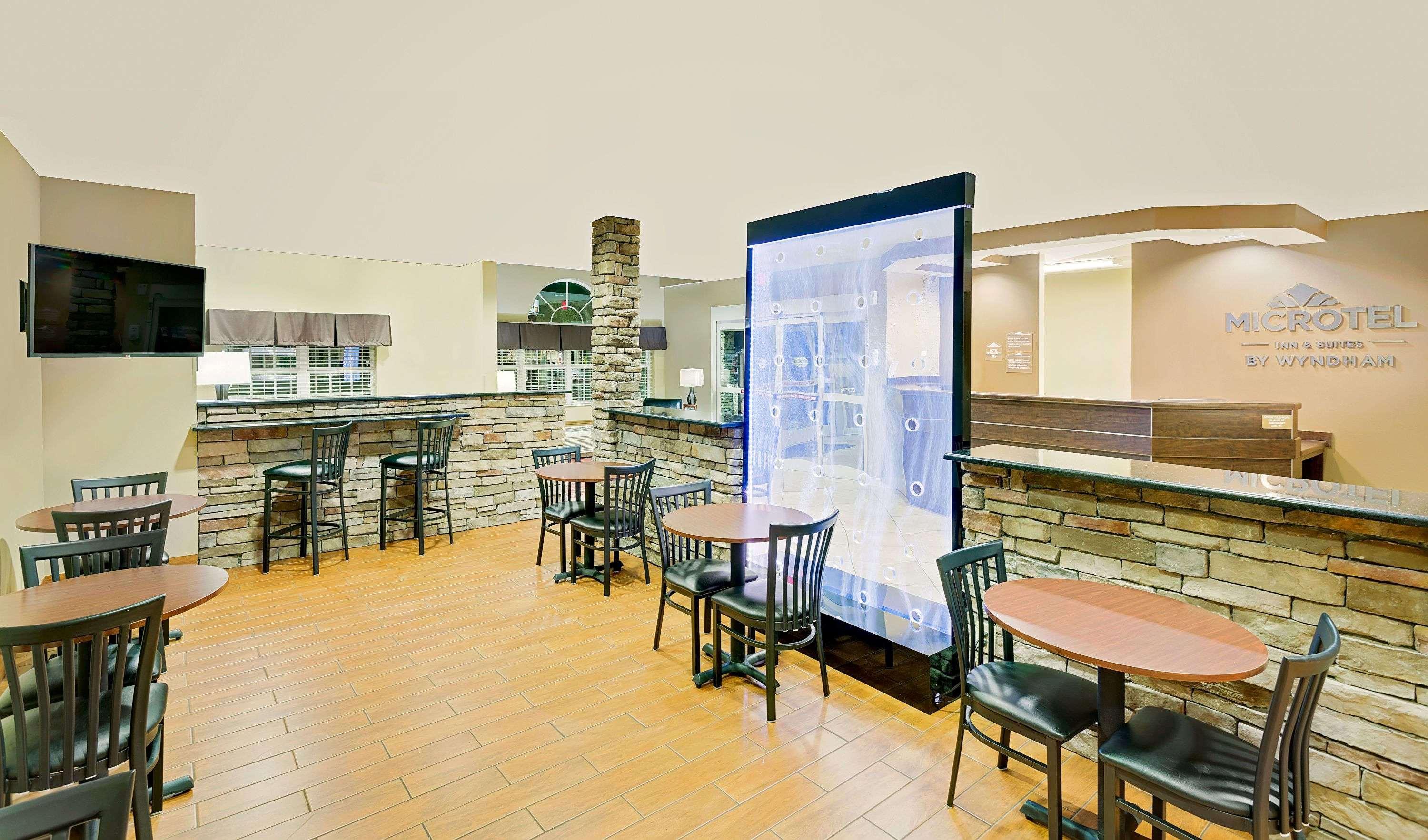 Microtel By Wyndham Perry National Fairground Area I-75 Экстерьер фото